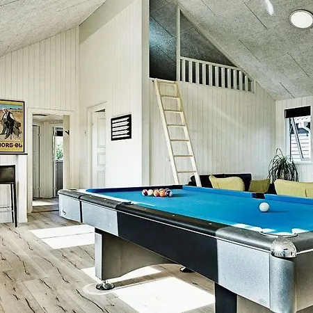 Sleeps 18 Pool Wifi